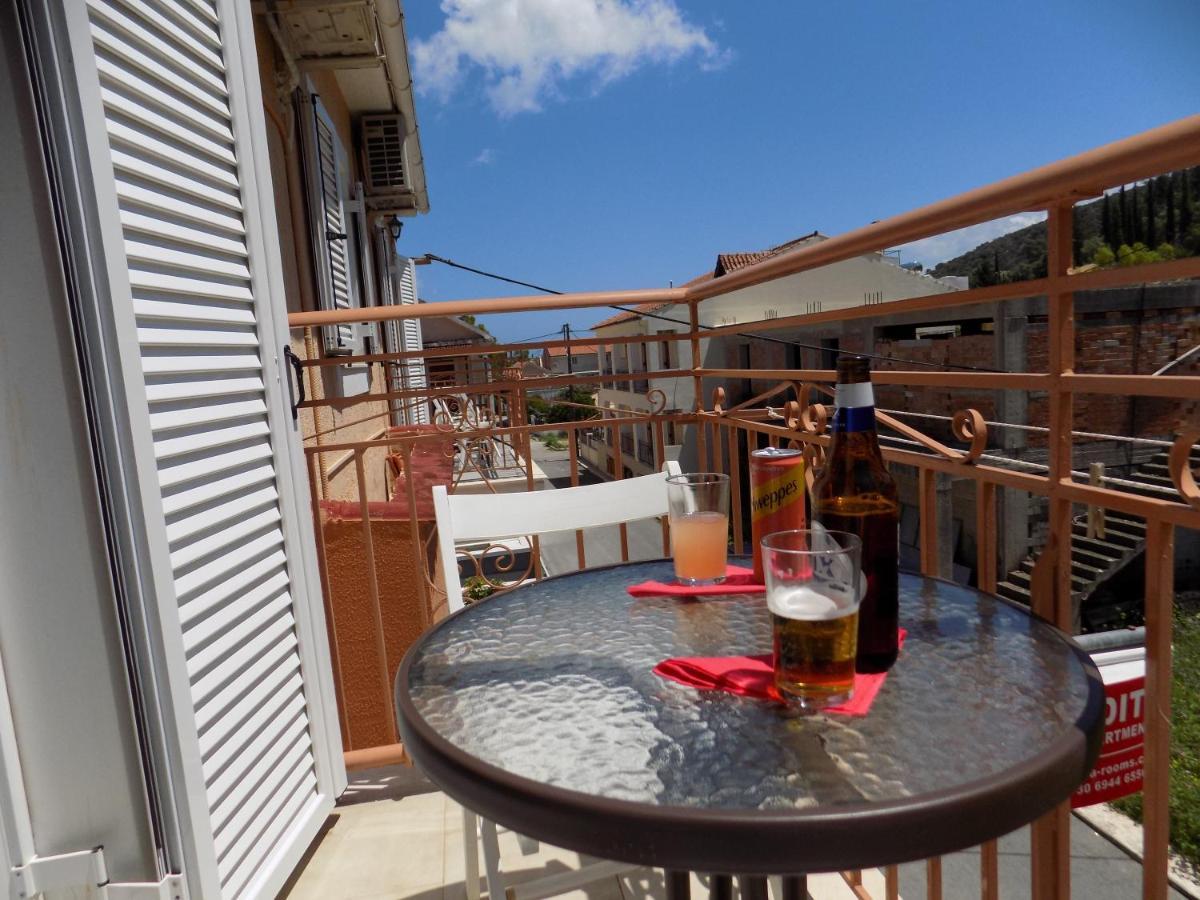 Afrodite Spacious Apartments! Agia Efimia Buitenkant foto