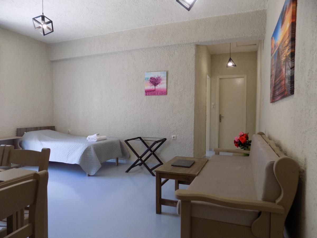 Afrodite Spacious Apartments! Agia Efimia Buitenkant foto