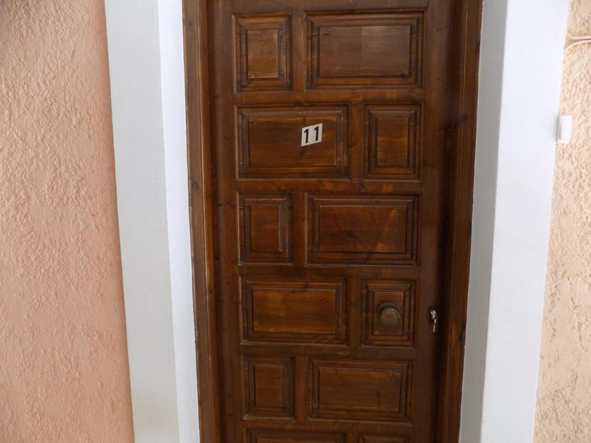 Afrodite Spacious Apartments! Agia Efimia Buitenkant foto