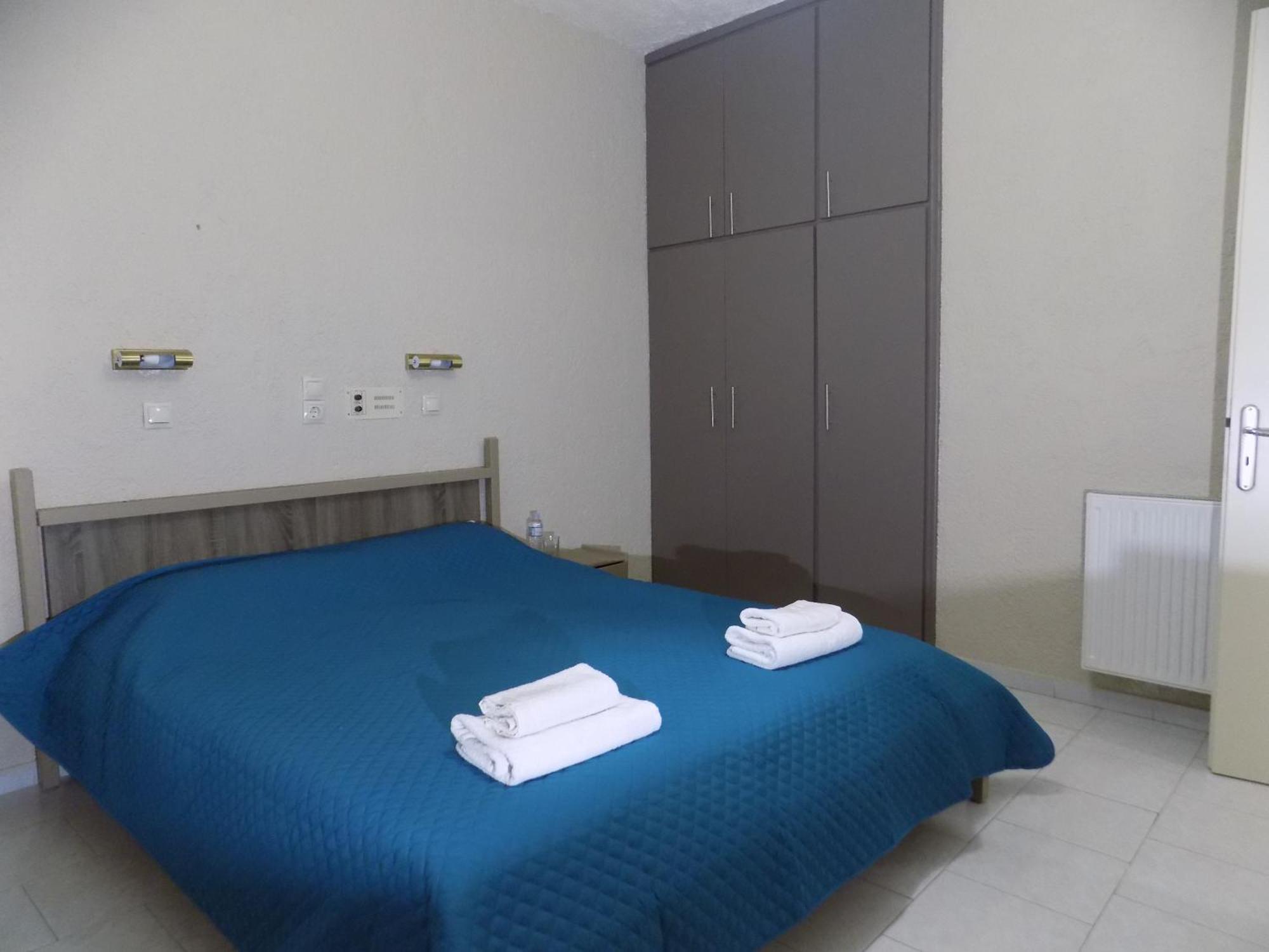 Afrodite Spacious Apartments! Agia Efimia Buitenkant foto